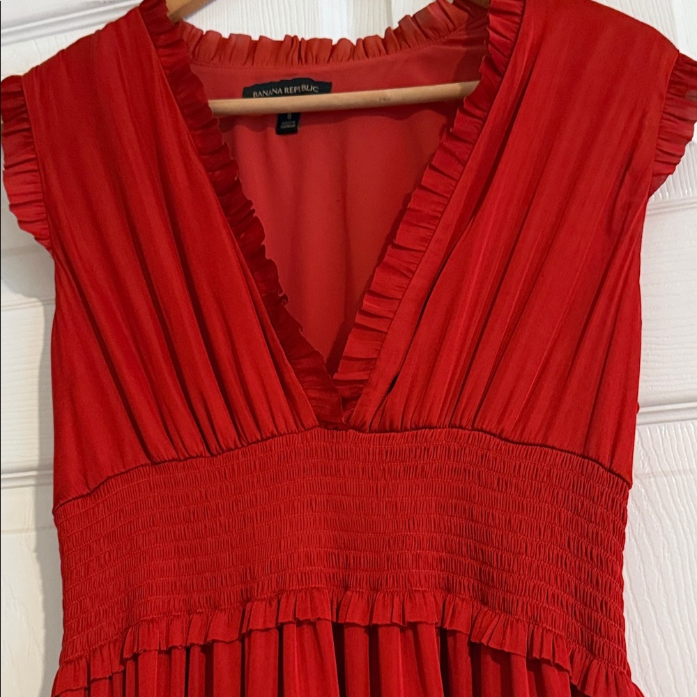 Banana Republic High Low Deep V Red Dress Size 8 - Picture 5 of 6